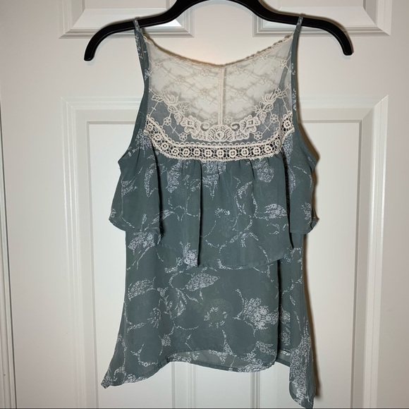 KIRRA ruffle, lace, and floral boho style tank top - Picture 7 of 9